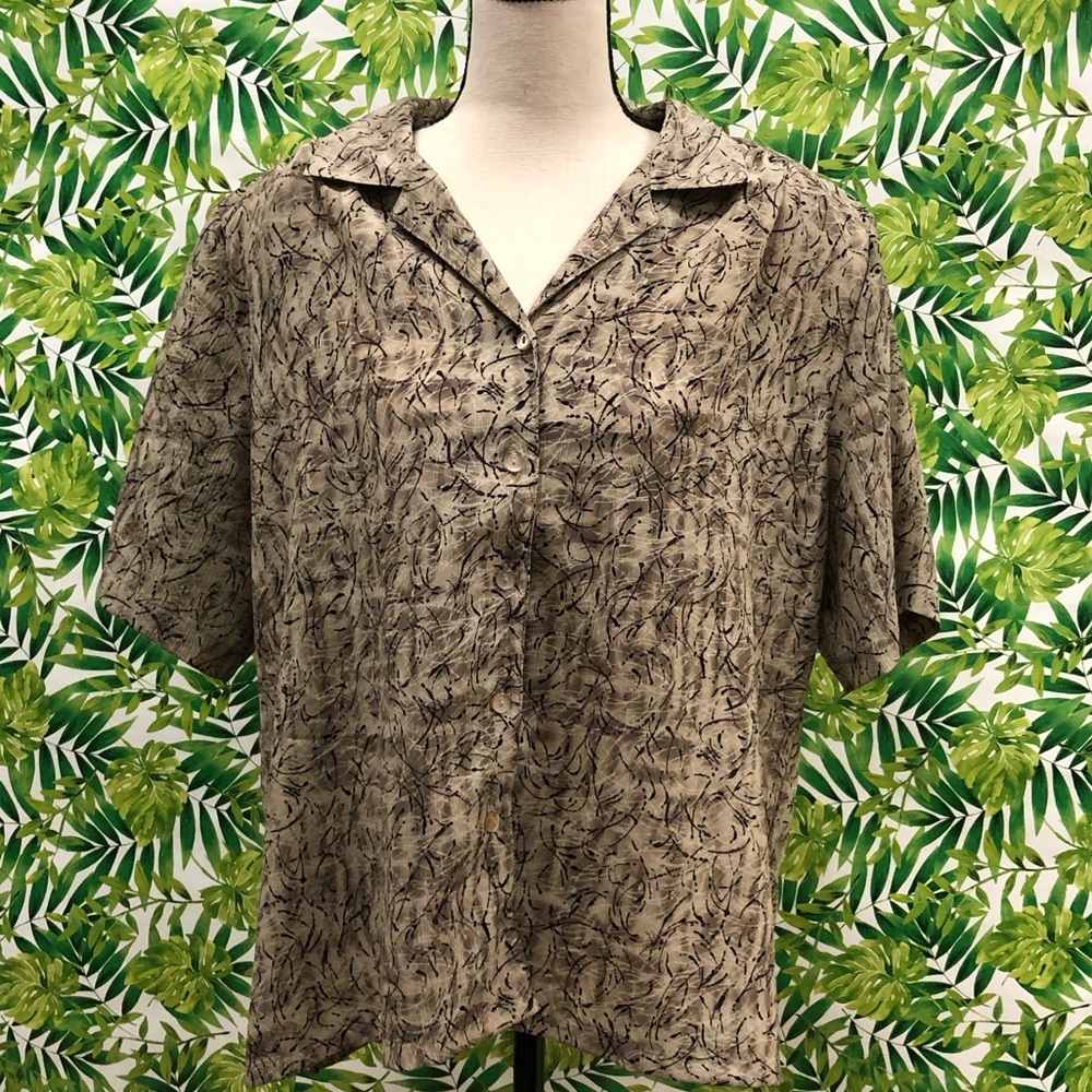 Women’s Button Up